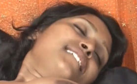Nice twat licking in Indian amateur sex video