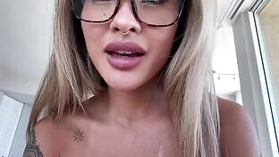 Meet My Stepmom Linda And Watch Her Make Me Cum Twice - Point of view xxxporn